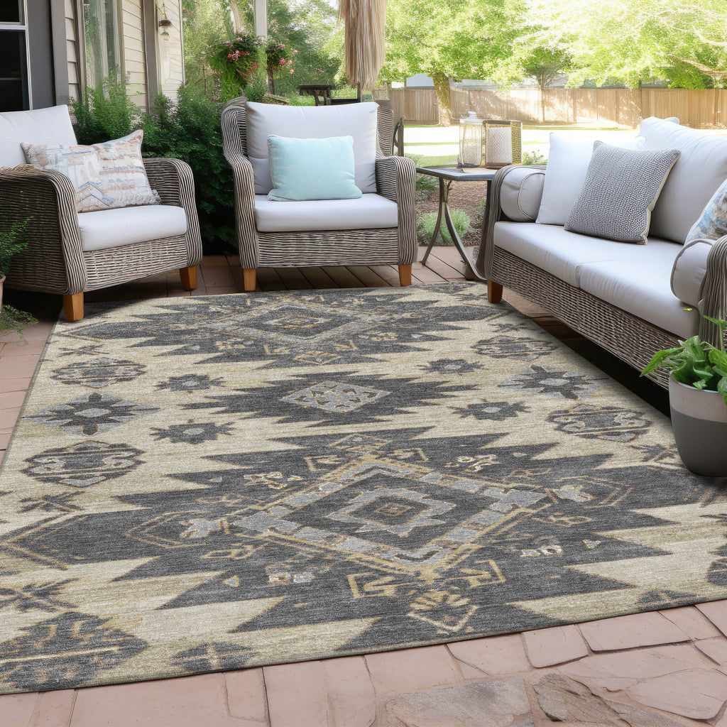 5ftx8ft Beige and Gray Tribal Washable Indoor Outdoor Rug