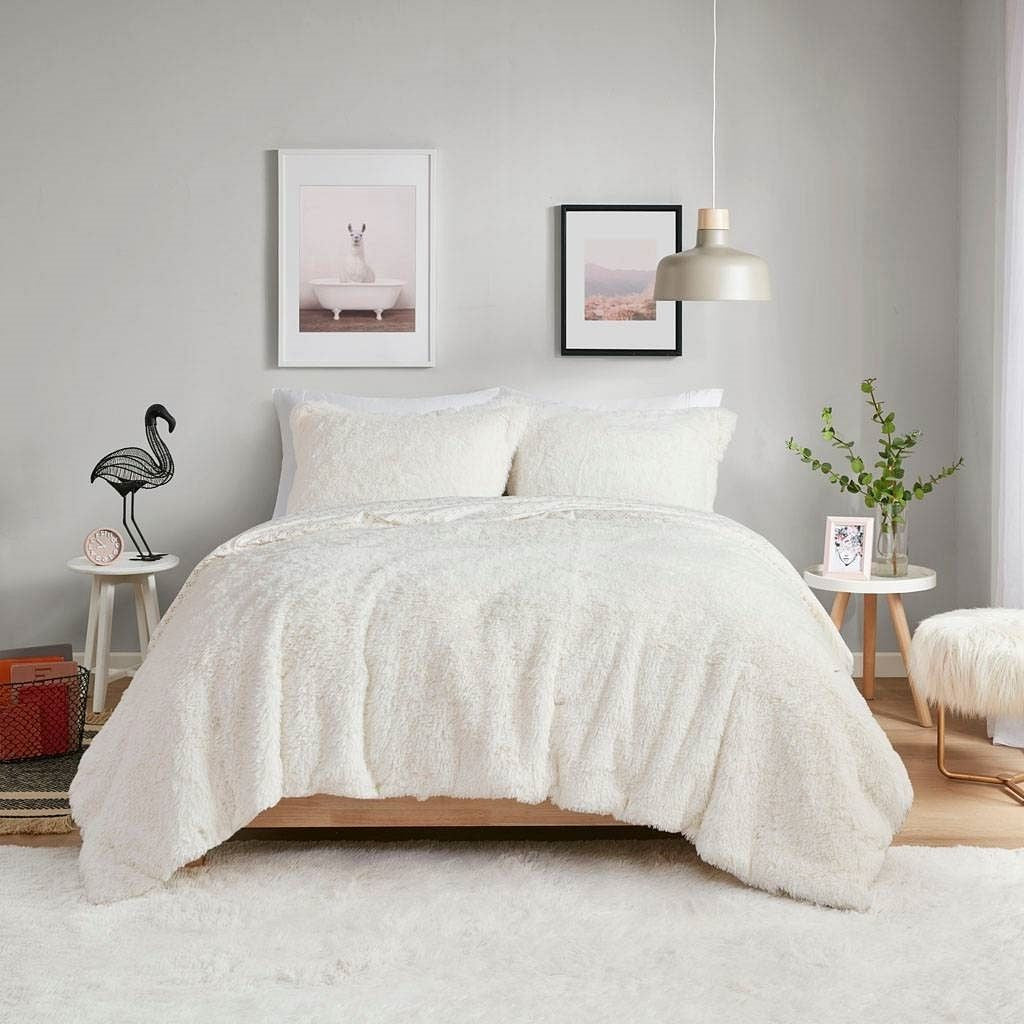 Full/Queen size Reversible Soft Sherpa Faux Fur 3-Piece Comforter Set in Ivory-2