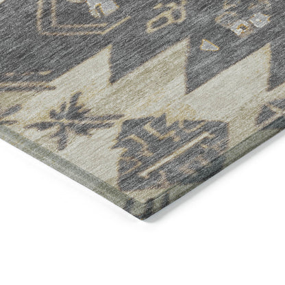 5ftx8ft Beige and Gray Tribal Washable Indoor Outdoor Rug